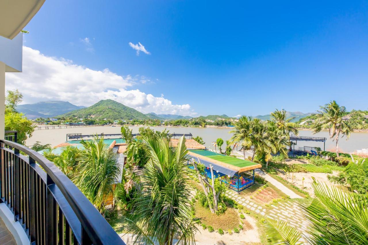Oyo 426 Klaus Resort Nha Trang Exterior photo